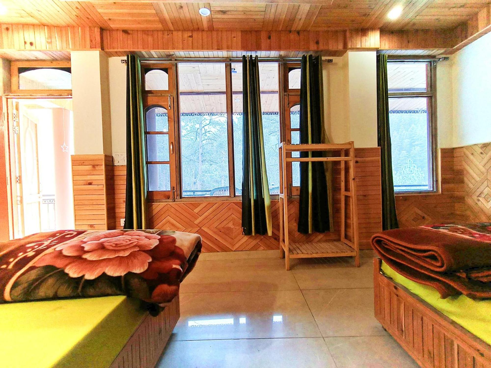 קאסול Chalo Chhalal Hotel & Cafe מראה חיצוני תמונה